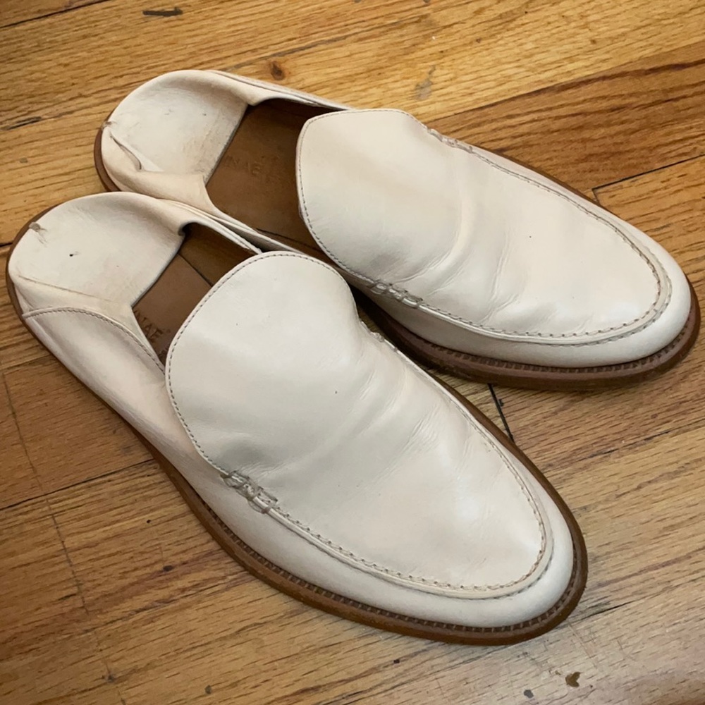 Alumnae step down loafer